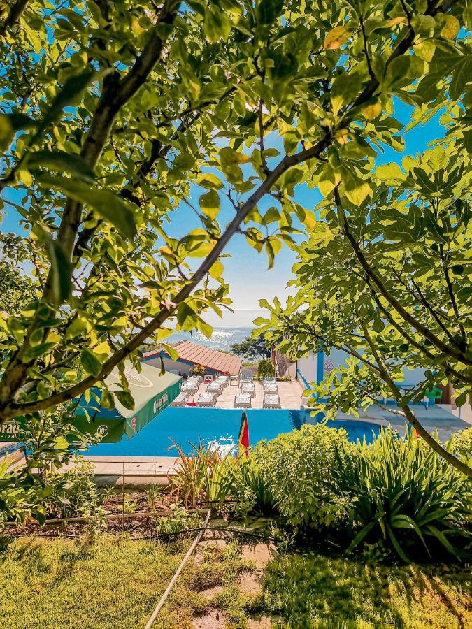 Apartament La Terrasse Sarichioi Екстериор снимка